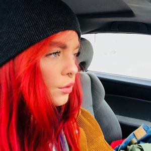 Meet your Posher, Maddie